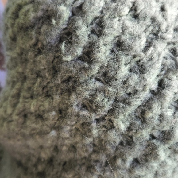 Wool Sweater - Picture 1 of 3